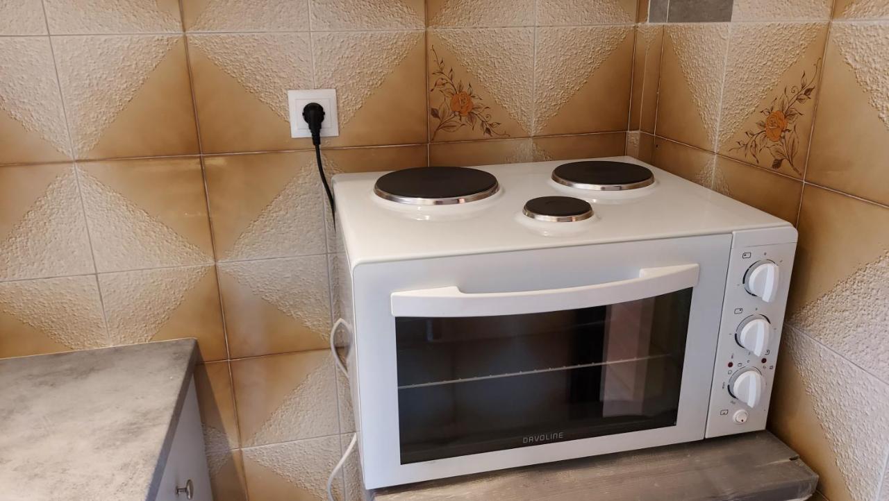 Cozy Airport Studio 2 Артемида Екстериор снимка