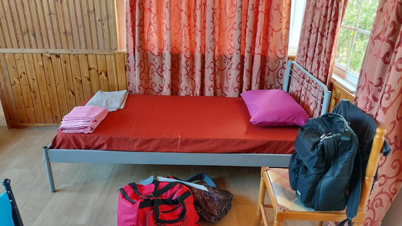 Cozy Airport Studio 2 Артемида Екстериор снимка