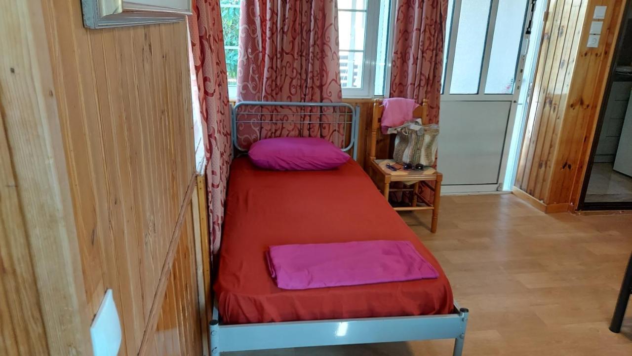 Cozy Airport Studio 2 Артемида Екстериор снимка